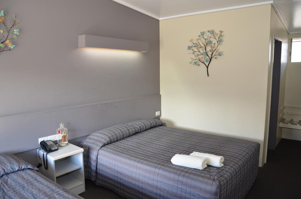 Warwick Motor Inn المظهر الخارجي الصورة