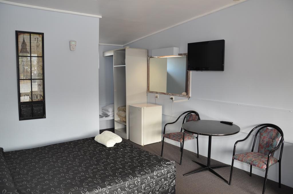 Warwick Motor Inn المظهر الخارجي الصورة