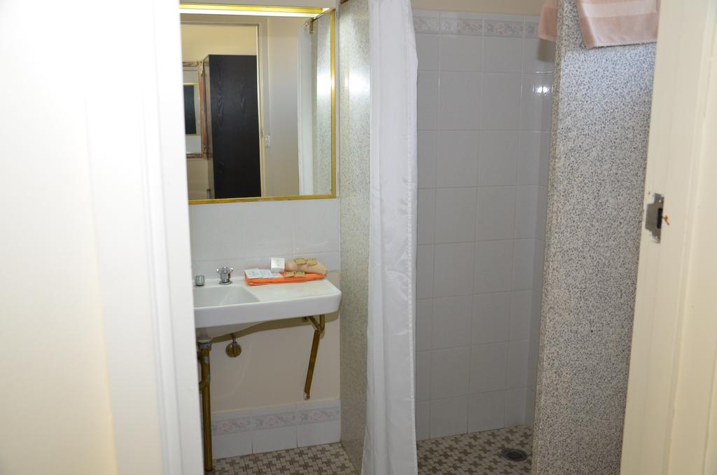 Warwick Motor Inn المظهر الخارجي الصورة